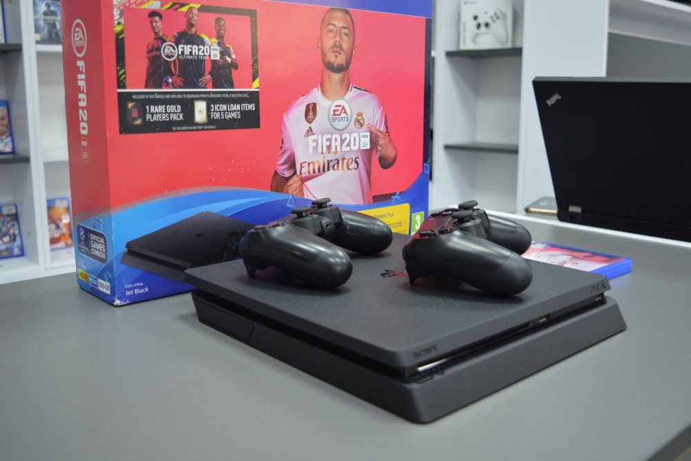 Sony PlayStation 4 Slim - FIFA EDITION