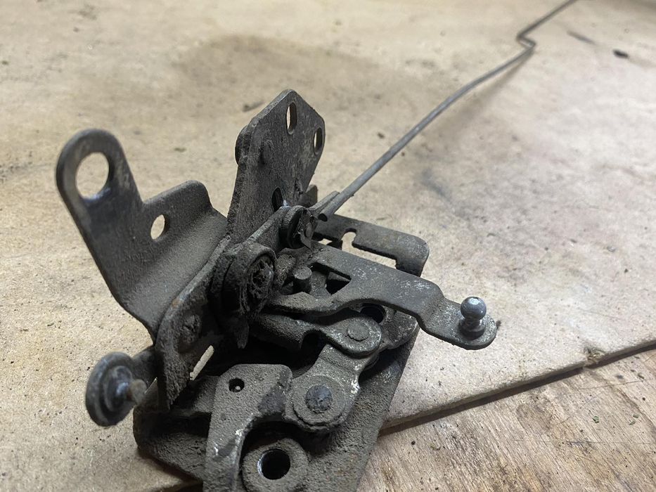 Задний правый внутренний замок механизм с тягами ВАЗ 2109