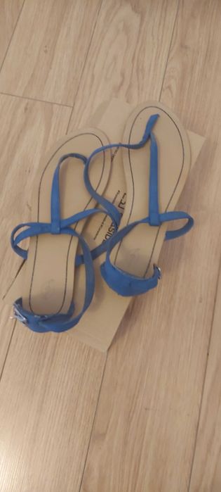 Sandalias azuis tamanho 38