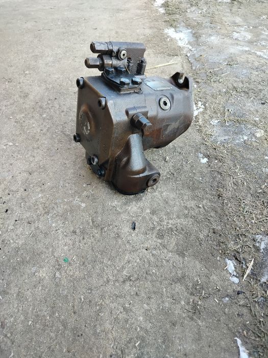 Pompa hydrauliczna New Holland  Rexroth

D-72160 Horb