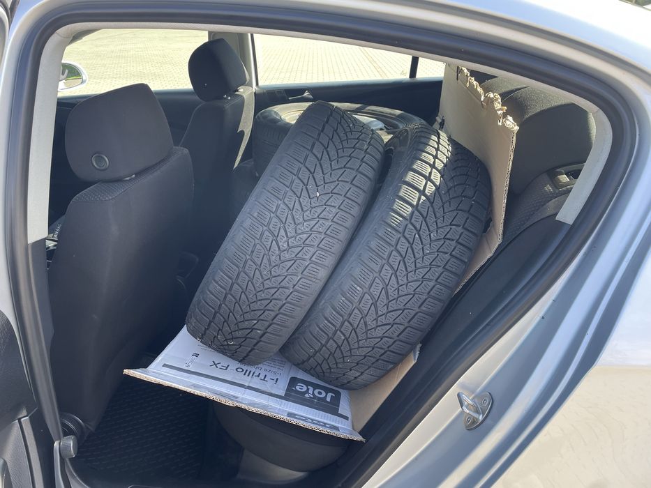 Benzyna + Lpg - zarejestrowany - sedan 2005 rok