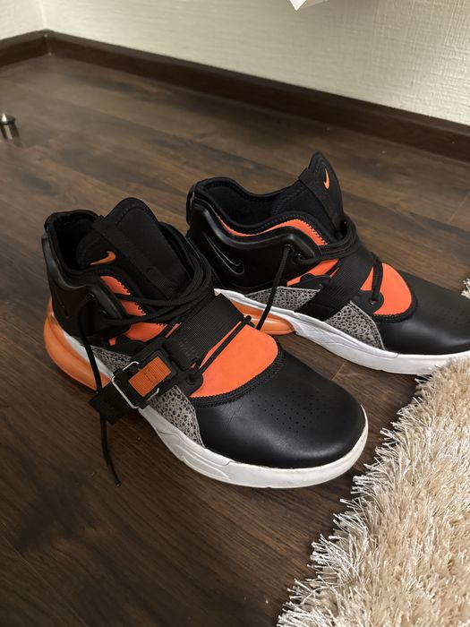 Кросівки Чоловічі Nike