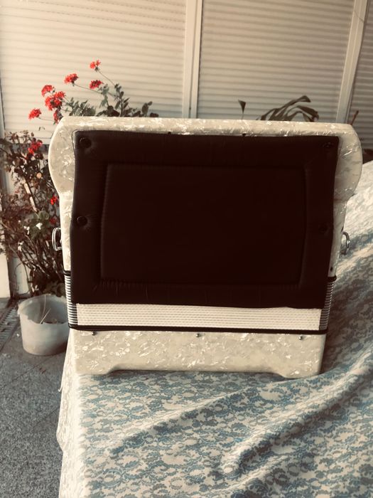 Vendo concertina em muito bom estado em SOL DO FA da famosa marca