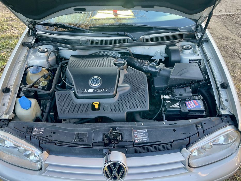 Golf 1.6sr mocno doinwestowany.