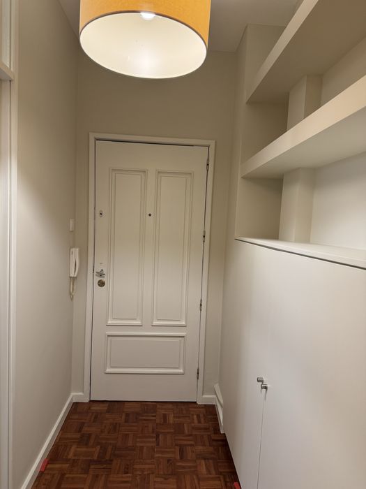 Apartamento T3 pronto a alugar com garagem e totalmemte remodelado