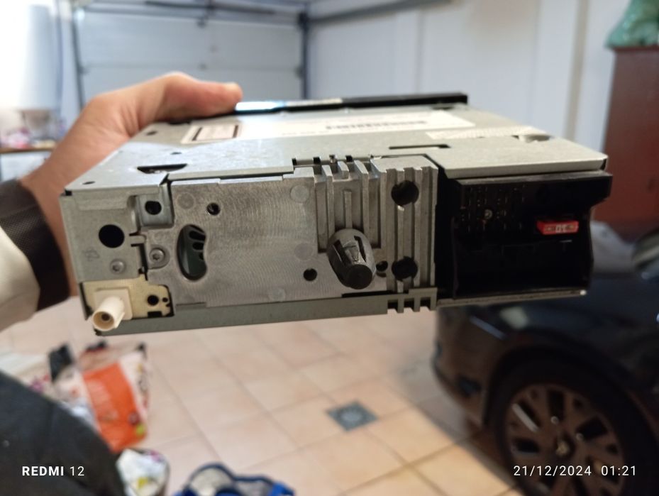 Friso frontal Citroen C4 + radio original