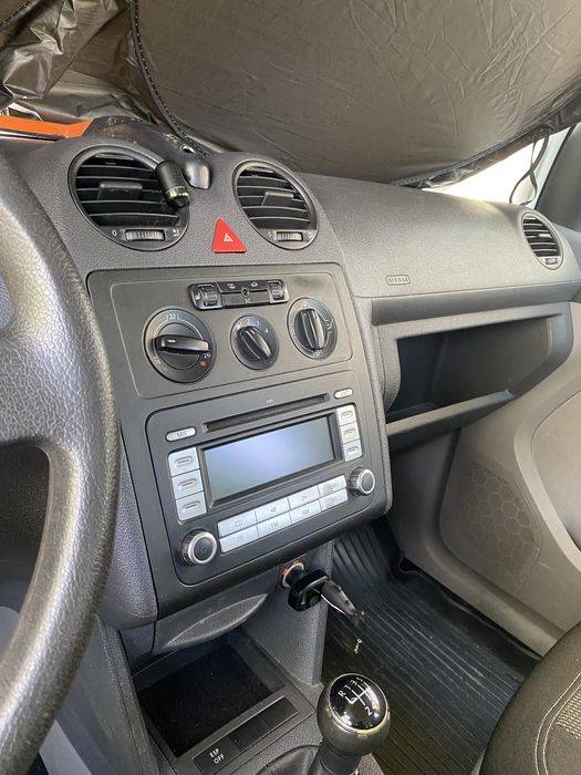 Автомобіль Vollksvagen caddy 2008