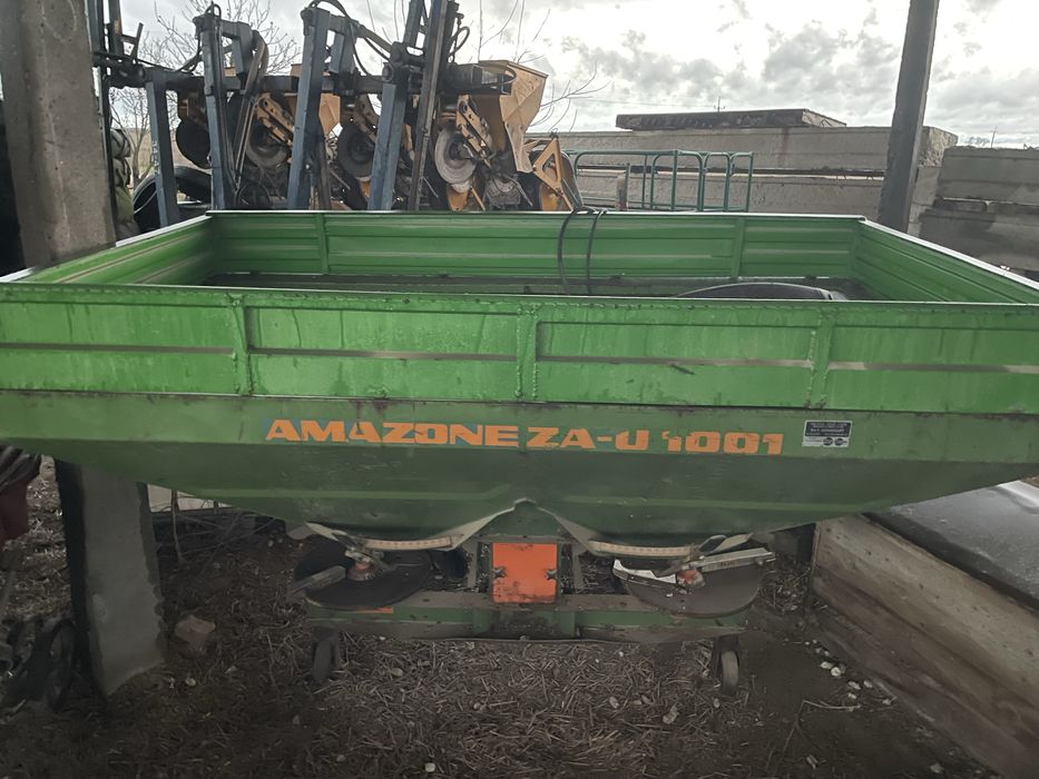 Лійка (розкидач міндобрив) Amazone