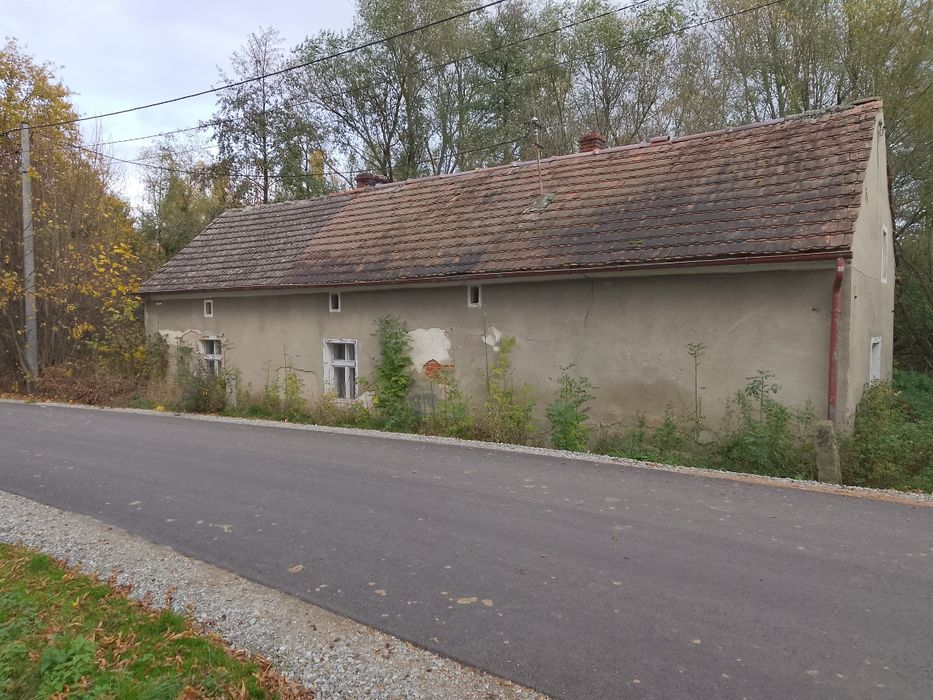 Dom na sprzedaż w pięknej okolicy