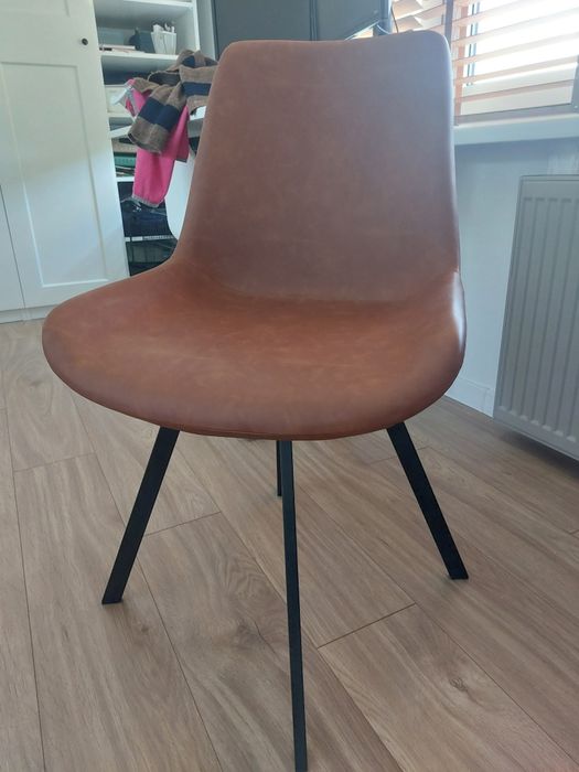 Krzesla ekoskóra  Jysk 4 szt.