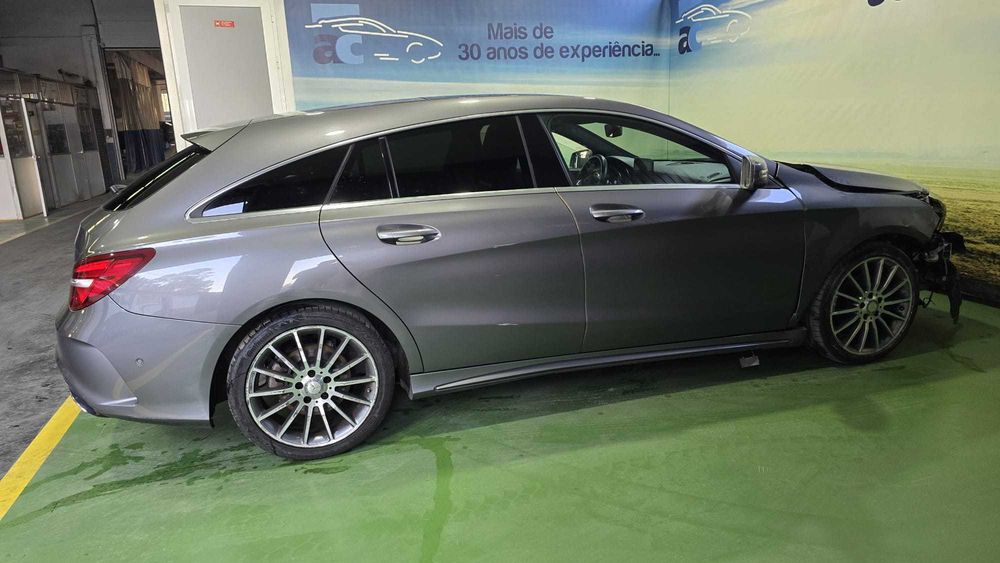 Mercedes - Benz CLA 200 CDI AMG  -  Salvado