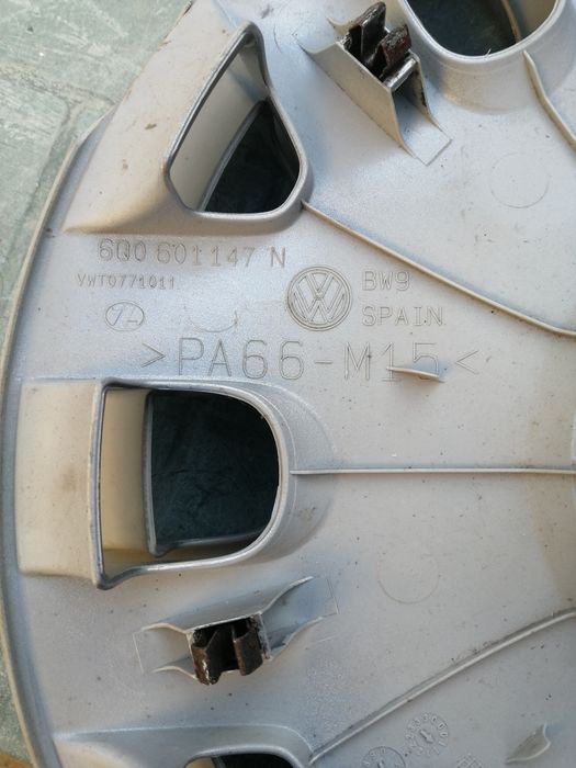 Tampões Volkswagen e mercedesem ótimas condições usados