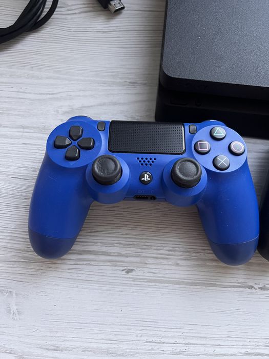 Консоль PS4 Slim 1TB