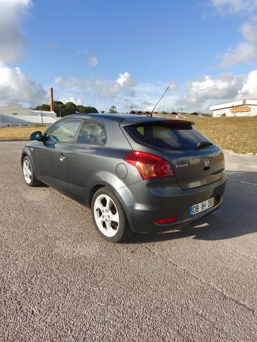 Kia Ceed 1.6 CRDI gasóleo