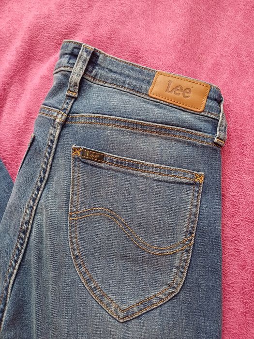 Spodnie nowe jeansowe LEE