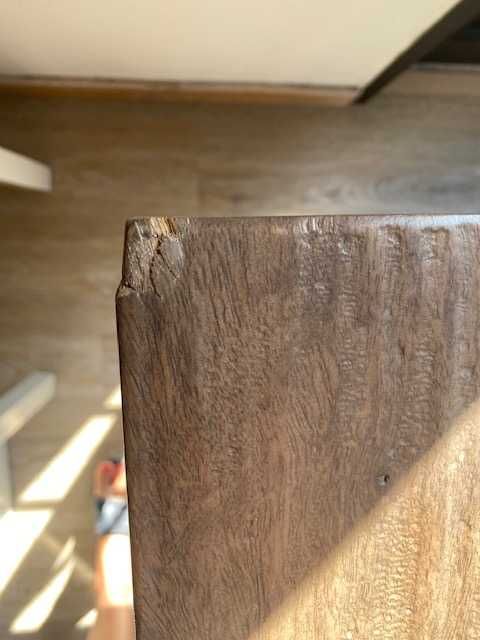 Mesa de jantar - madeira