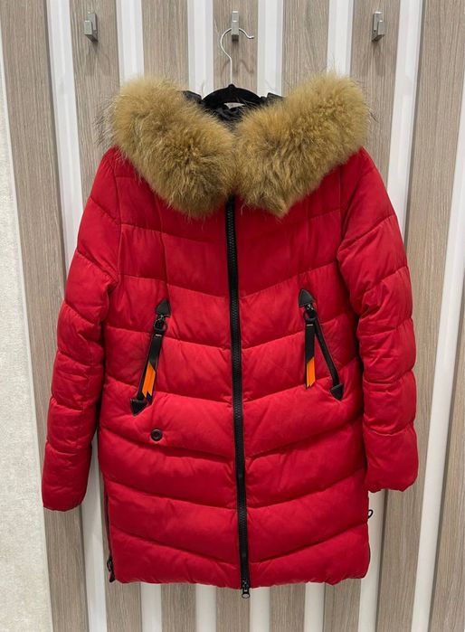 Пуховик теплый, не промокает