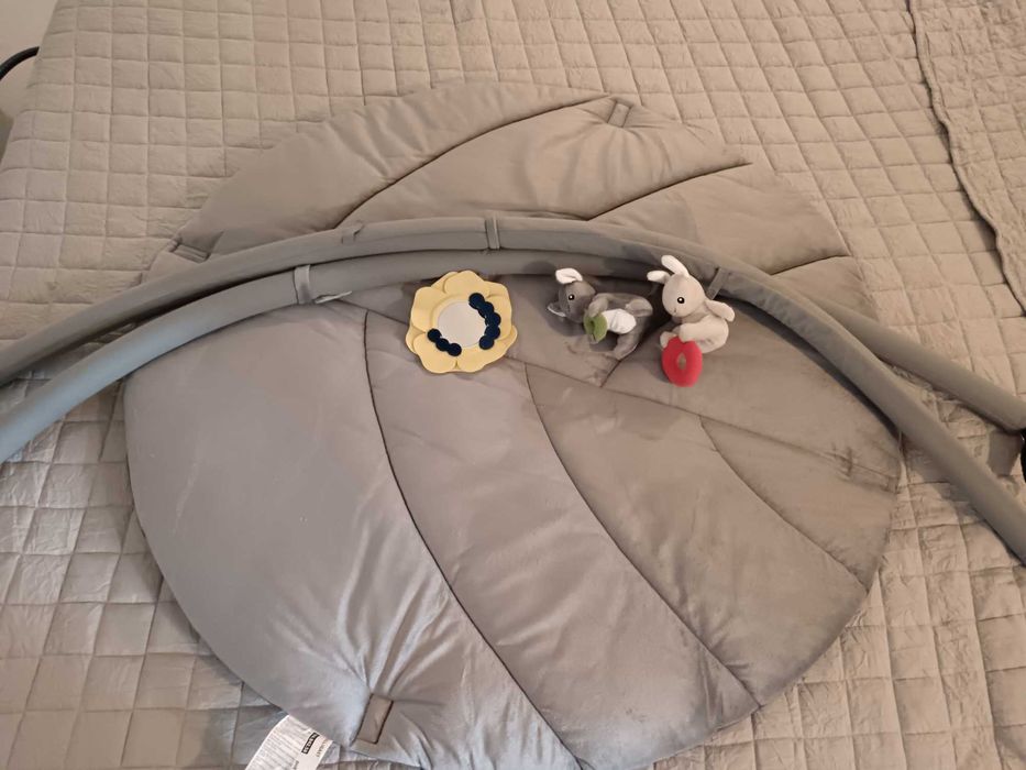 Tapete de atividades IKEA