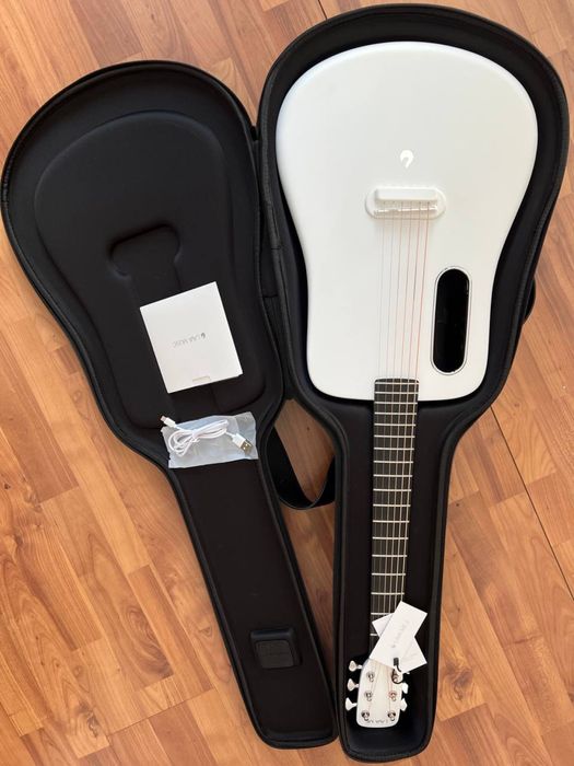 lava me 2 ブラック　ほぼ新品 LAVA Music LAVA ME 2 FB Black 【エレアコ】 ラヴァ