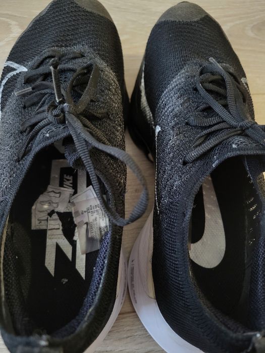 Кросівки чоловічі Nike Air Zoom Tempo Next% (42)