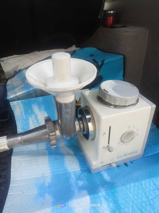 Шнековую соковыжималку с приводом Марии 2 м