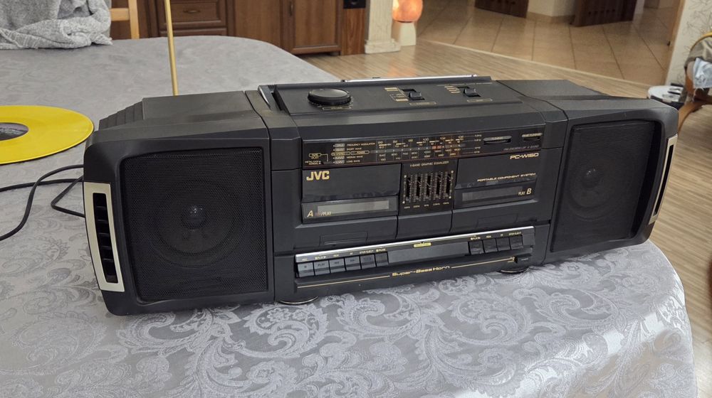 Radio magnetofon JVC PC W150