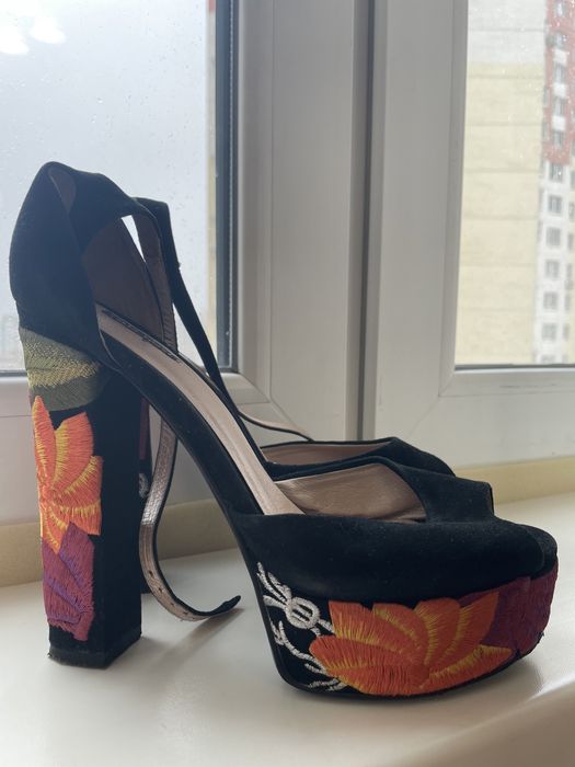 Босоножки Vitto Rossi