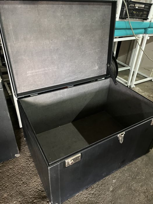 Mala tipo caixote para Ourivesaria etc