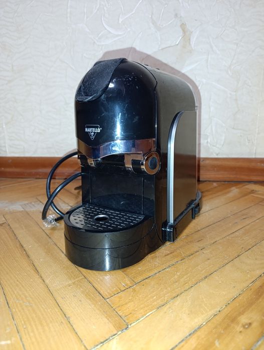 Капсульна кавоварка Cafetera Martello Italiana Negra