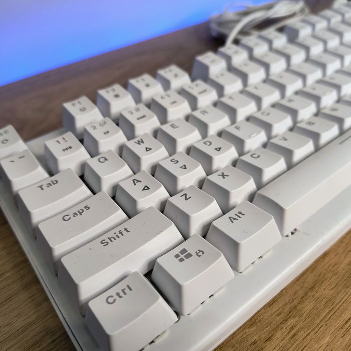 Klawiatura Genesis THOR 303 TKL biała