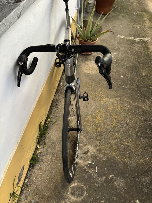 Bicicleta Estrada Trek Madone