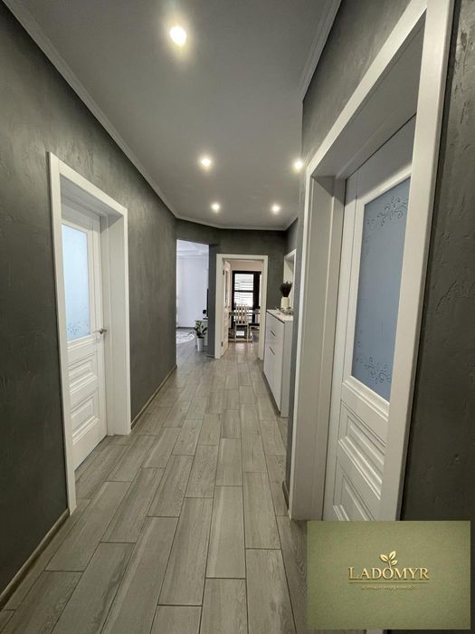 Продаж / Будинок / масив Київський, Зоопарк, Рівне