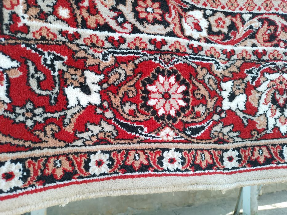 Ковер  210 * 190 см