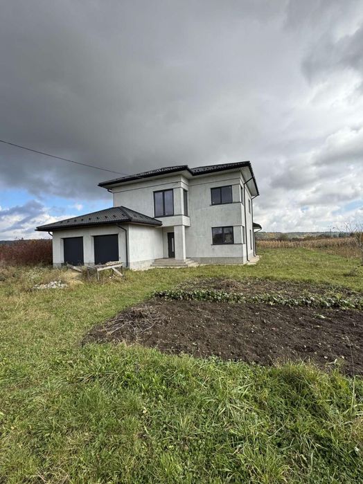 Продаж / Будинок / ур.Мимохід, Клузів