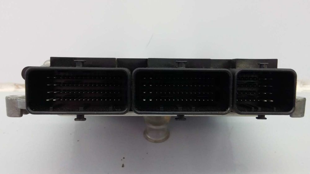 CENTRALINA MOTOR UCE DACIA LOGAN MCV II 2013 -237102213R