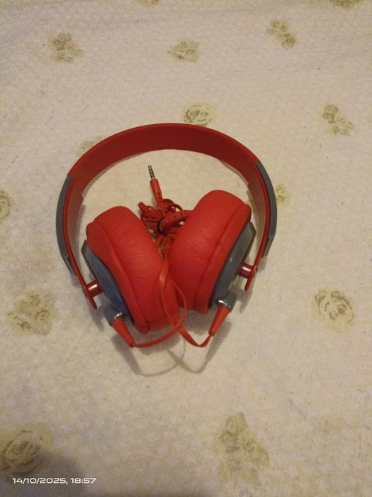Auriculares Vermelhos
