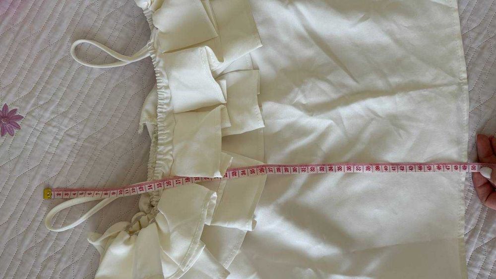 Біла майка підліткова