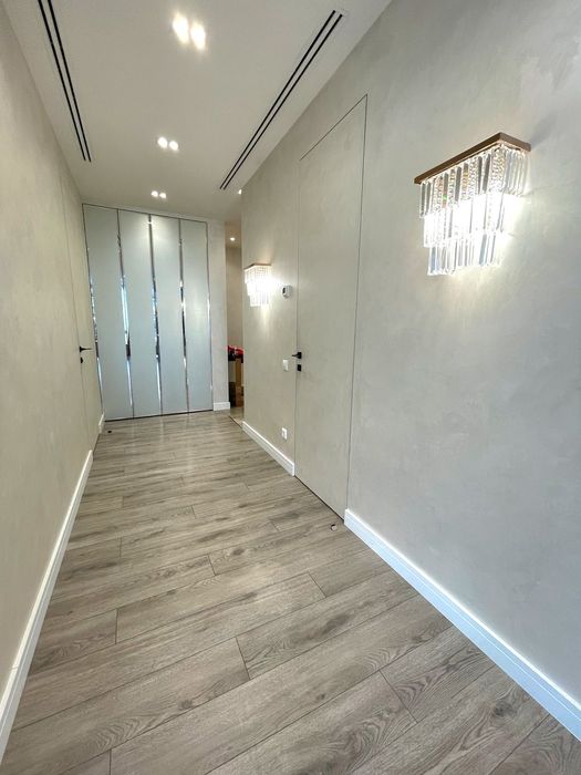 Апартаменты, 22 эт  Вид на Днепр. Панорамные окна в пол. Смарт плаза