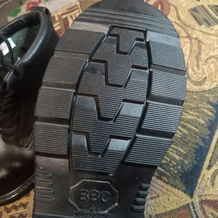 Продам б.у рабочие ботинки BBC 39 р