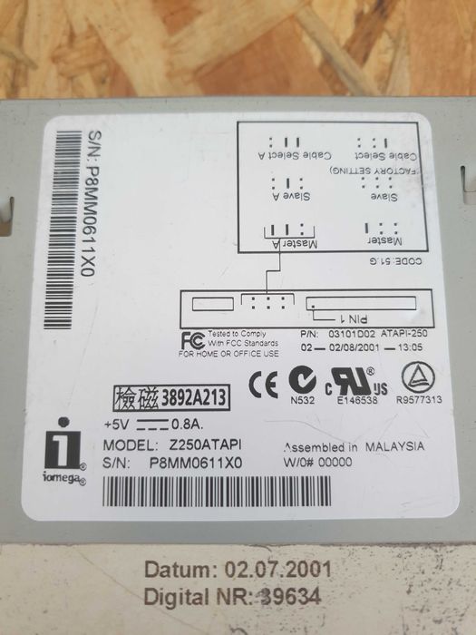 Iomega ZIP 250MB Interno