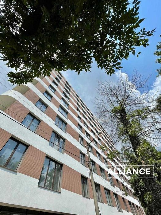 3кім Незалежності з шикарним виглядом!