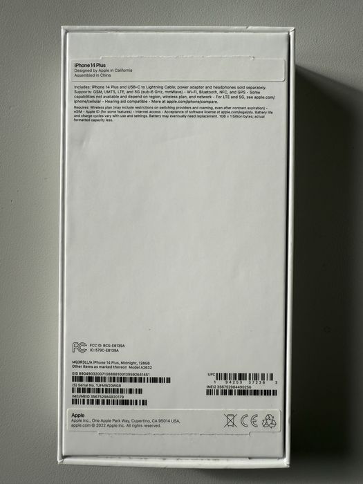 iPhone 14 Plus 128GB midnight black + 2 cabos USBC - lightning