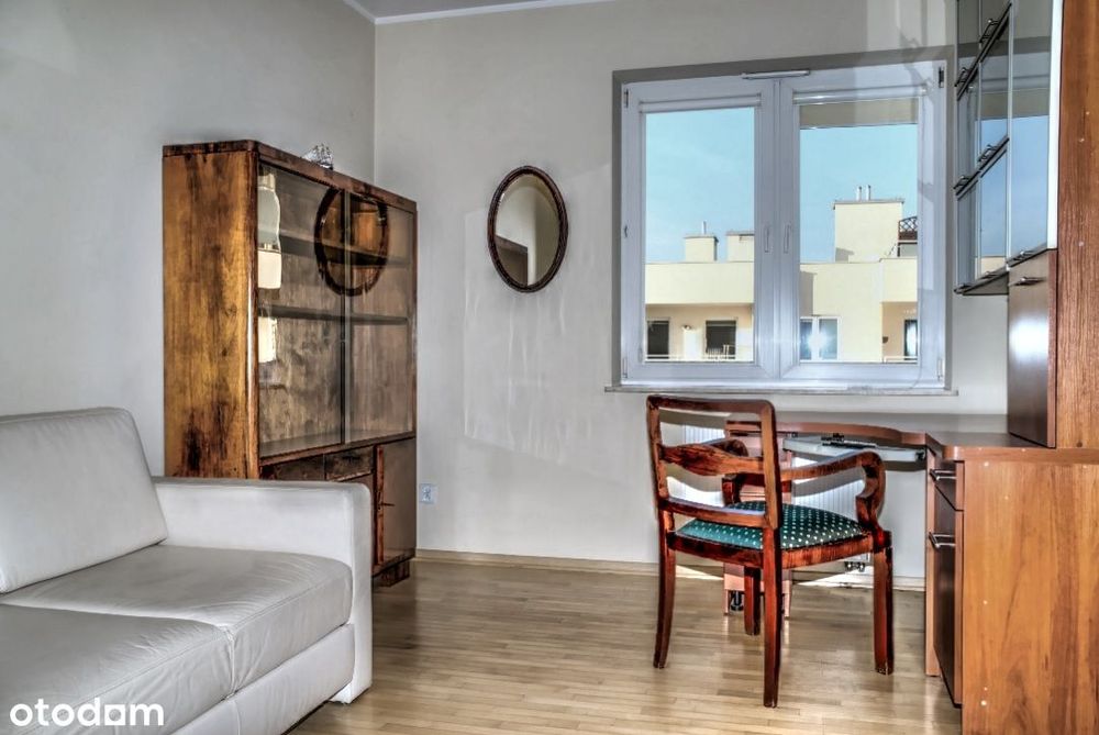 Mieszkanie w apartamentowcu z balkonem i garażem