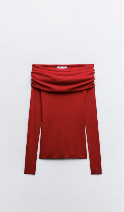 Червона кофта Zara з відкритими плечима