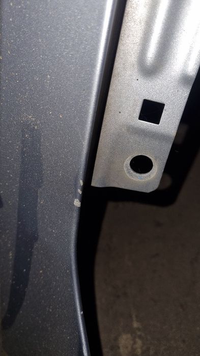 Крило ліве ауді q7 4m колір lc9x в ідеальному стані