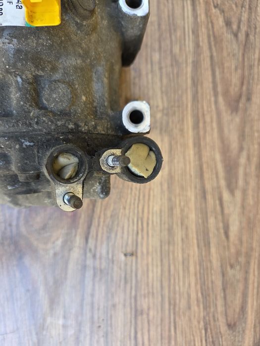 Sprężarka klimatyzacji Citroen C5 lift Peugeot 407 2.0 HDI kompresor pompa