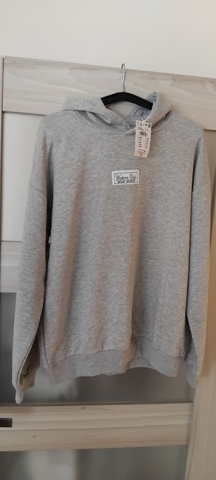 Reserved nowa bluza dresowa chłopięca r. 170