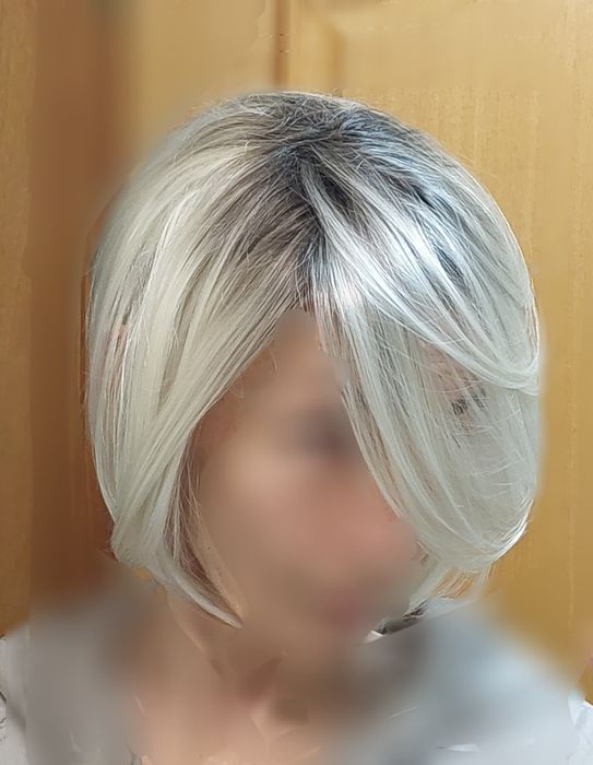 Peruca NOVA moderna curta