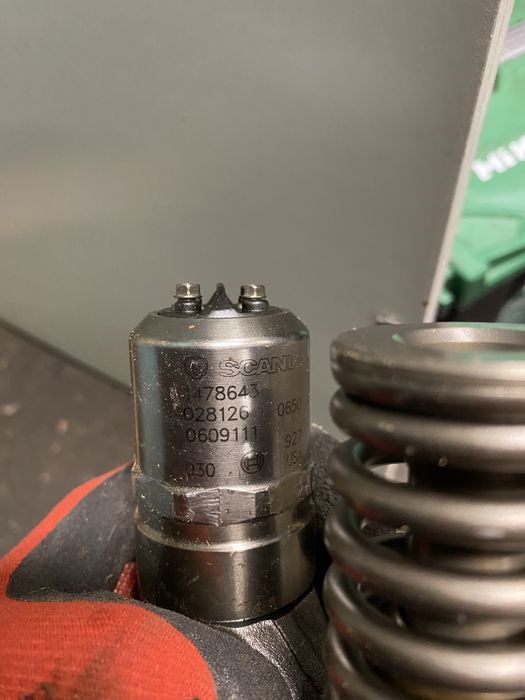 Форсункі Skania  Нові. 9000