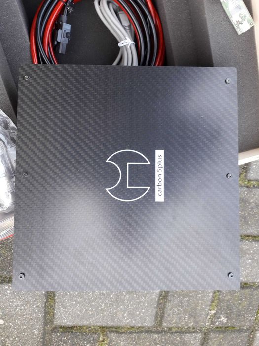 wzmacniacz  I-sotec project 5 Plus  Carbon